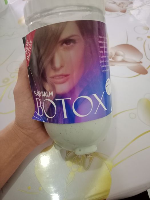 Botoxs vitamin sotiladi sochga uhod juda zor sochga blesk beradi vitam