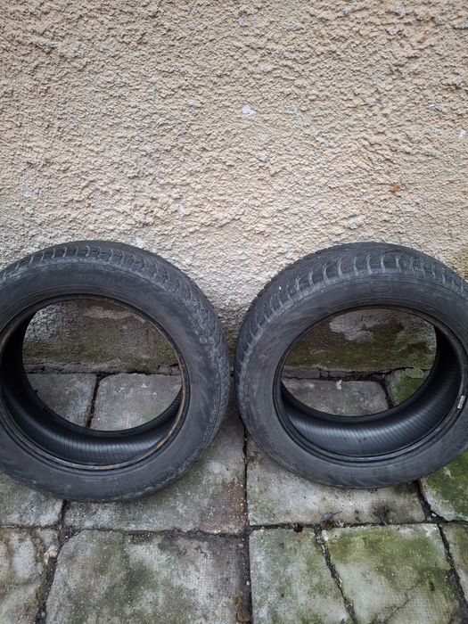 Vând cauciucuri de iarnă 205 55 r16 ,negociabil