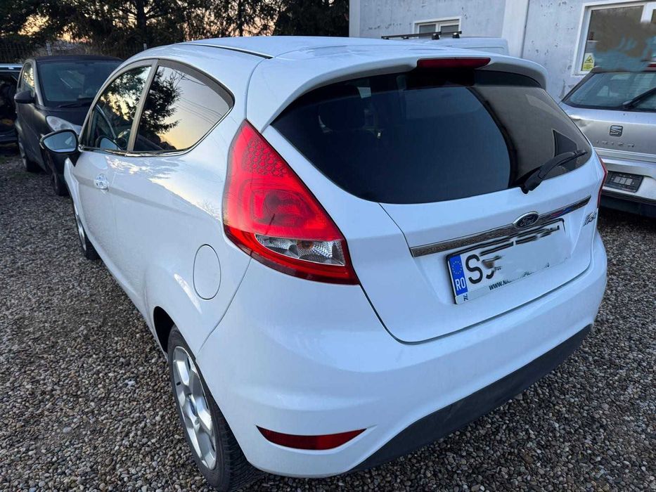 Vand Ford Fiesta