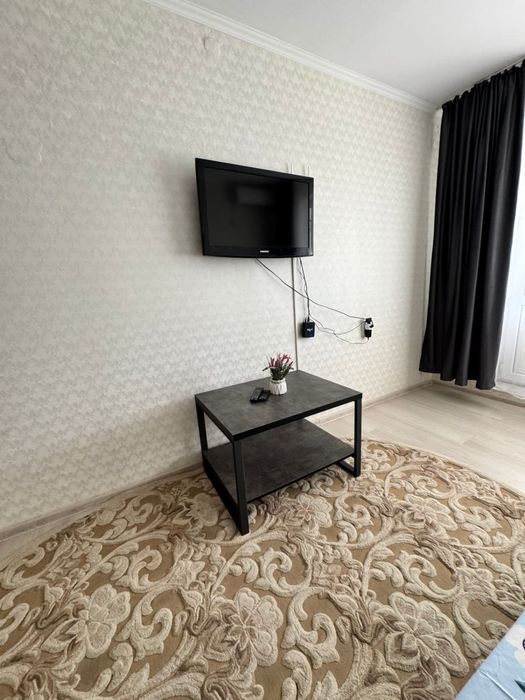 Сдам 1 комн. кв. КОСМОС за Тостом