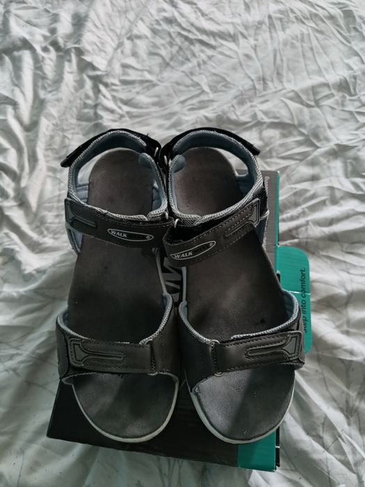 Ботуши и сандали на Walkmaxx