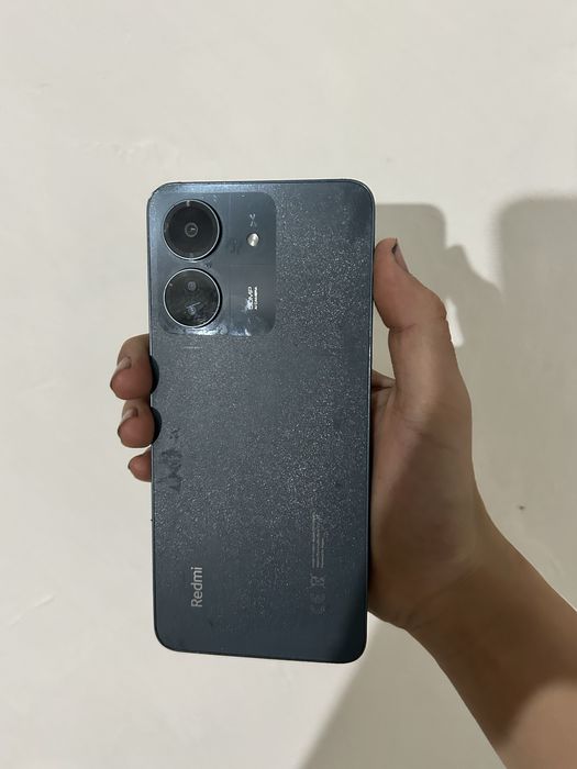Продаю смартфон Redmi 13c