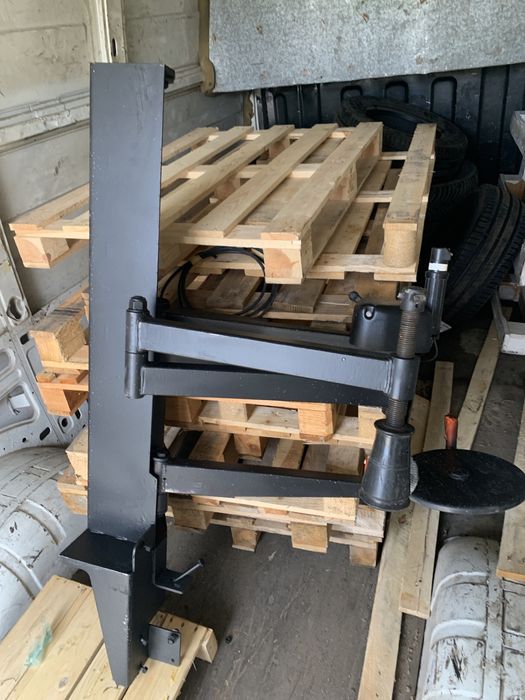 Aparat / Masina de dejantat cu brat run flat RAVAGLIOLI