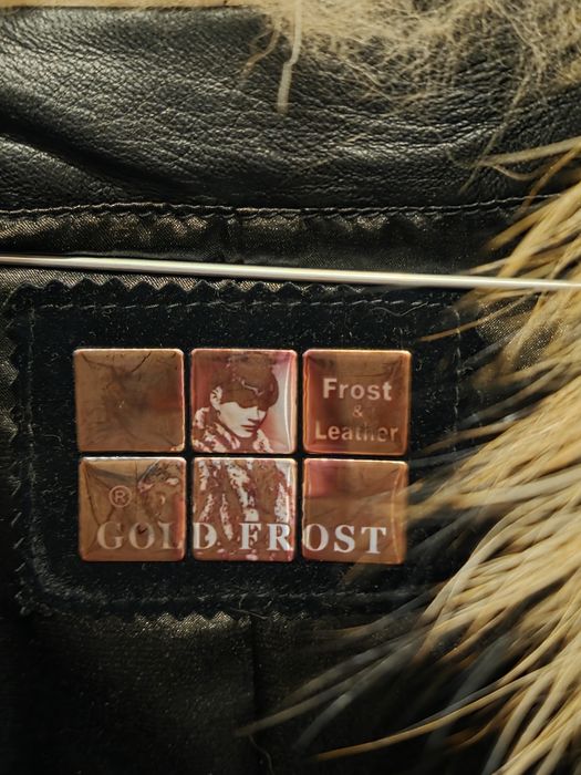 Vand blana naturala vulpe, si piele , noua fără eticheta  mărimea xs