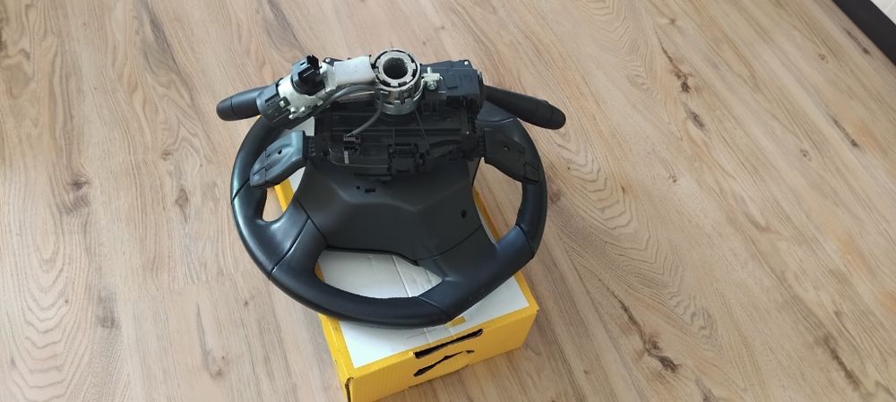 Мултифункционален волан с аербег airbag и лентов кабел + лост за мигач