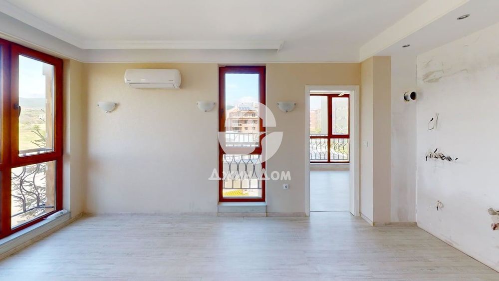 Продава се Тристаен апартамент в к.к. Слънчев бряг - 57 кв.м за 1402 €/кв.м - Снимка #10