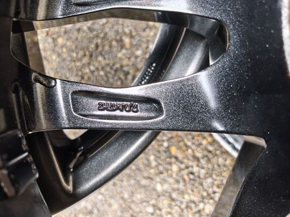 17" оригинални алуминиеви джанти за Renault/Nissan/Dacia.