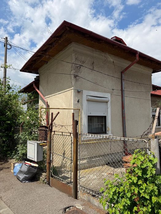 Casa de vanzare la 5 min de centru