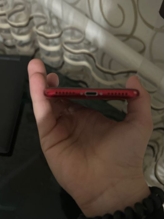 iPhone 8 продам 64гб