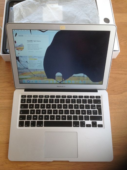 Macbook Air A1369 mid 2011 i7, 4GB, SSD 256 -Dezmembrez