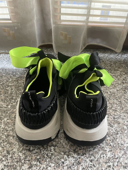 Дамски ефектни обувки Toscablu