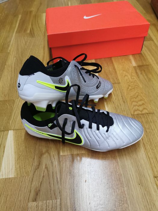 Ghete fotbal Nike Tiempo 10 pro