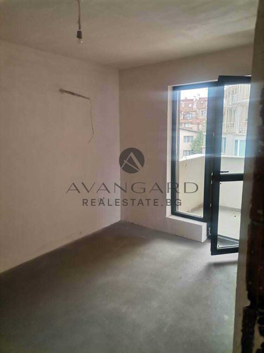 Продава се Тристаен апартамент в Пловдив, Център - 87 кв.м за 1868 €/кв.м - Снимка #6