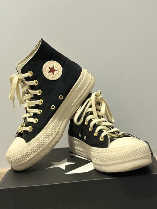 CONVERSE Chuck Taylor All Star Lift Valentine’s Day Collection