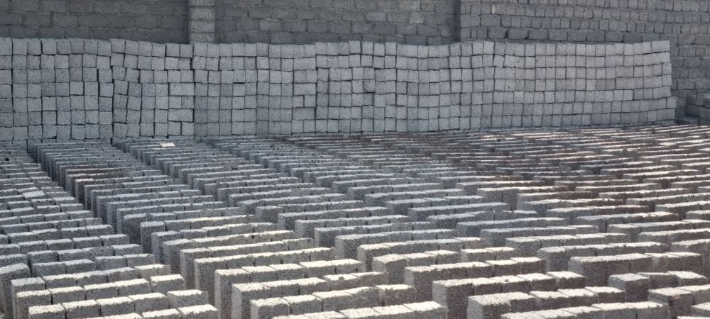 Шлакоблок ишлаб чикарувчидан улчами 16×16×32мм ,20×20×40мм