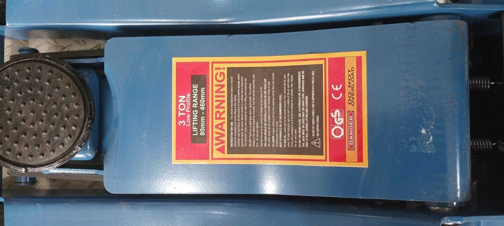 Крик гаражен хидравличен нископрофилен 3 т GAMATEH с двойна помпа, 55094