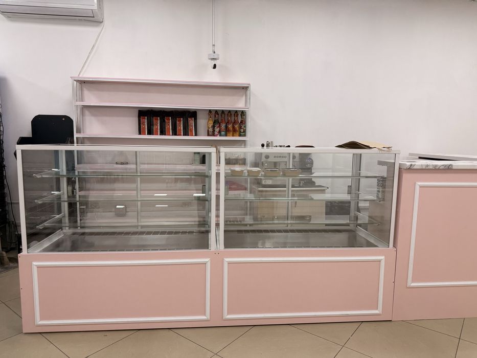 Продам оборудование и мебель