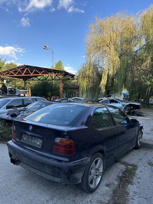 Bmw e36 компакт М пакет шпер НА ЧАСТИ