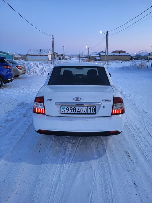 Продам приору 2  2014