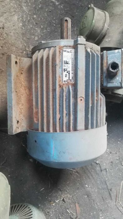 Електродвигатели трифазни, хидравлични