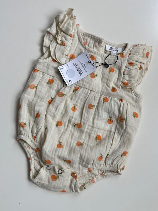 Нови дрешки за малка госпожица 62 см