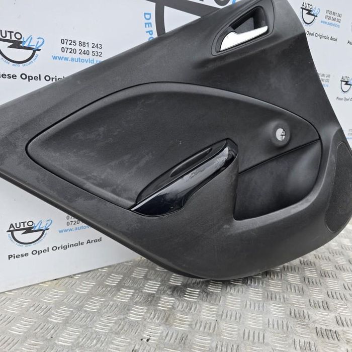 Fata usa interioara dreapta fata Opel Corsa E