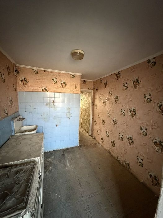 Продается 3х комнотная квартира Гагарин кирпичний дом