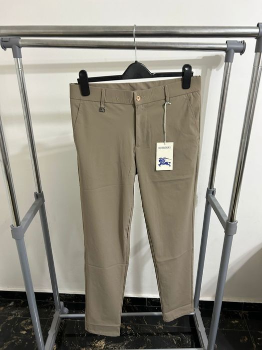 Pantaloni   Burberry