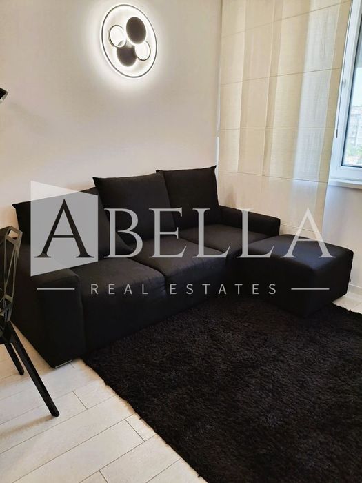 Дава се под наем Двустаен апартамент в София, Гоце Делчев - 60 кв.м за 562 € - Снимка #2