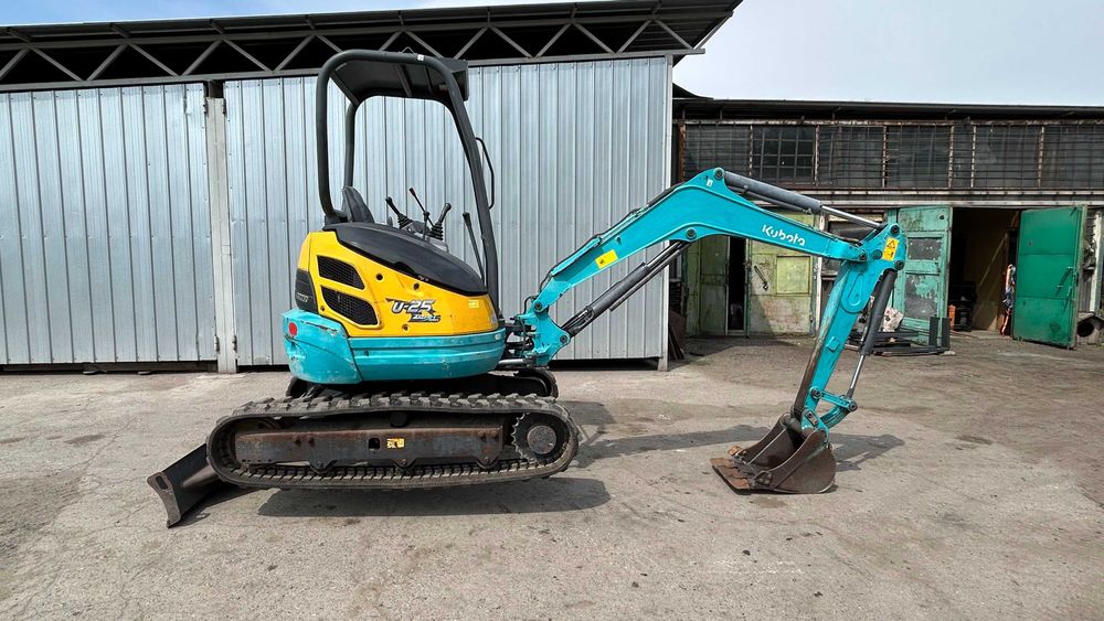 Продам мини экскаватор KUBOTA  U25