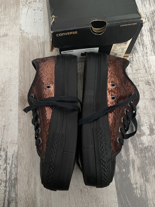 Converse noi numar 37