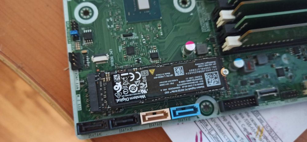 Дъно DELL IPCFL-TB (Precision 3630),  NVMe WD256 GB, RAM 24GB