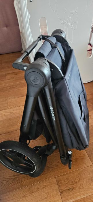Maxi cosi комбинирана количка 2х1 street plus essentis graphite