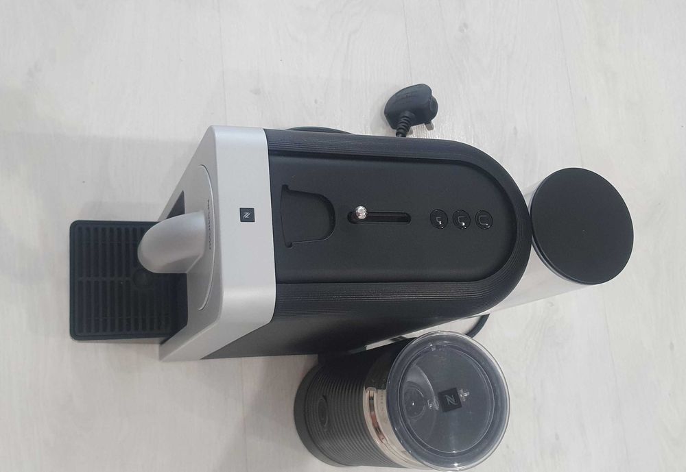 Кафе машина Nespresso Prodigio and Milk