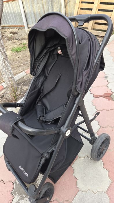 Продам прогулочную коляску