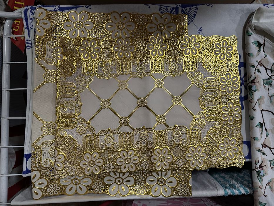 Продам новые накидки на стол и на поднос