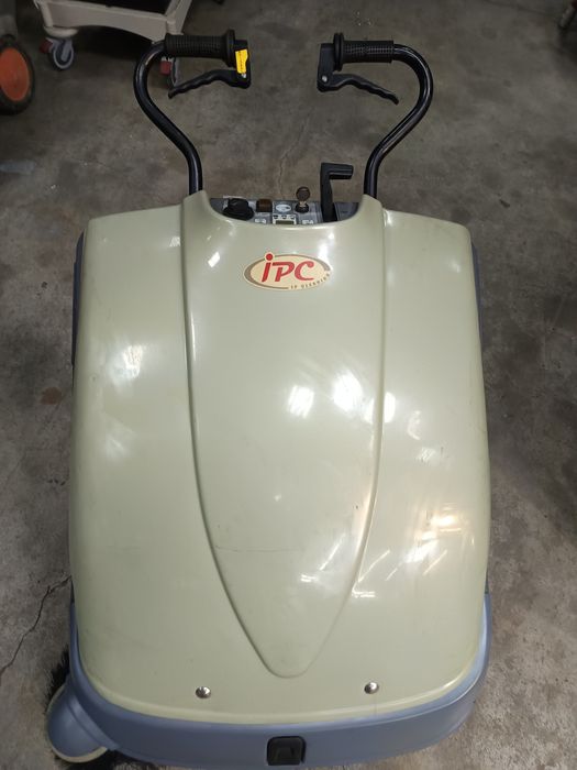 Акумулаторна метачна машина IPC