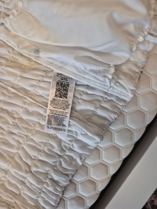 Geaca Guess de dama  subtire de primavara marimea M