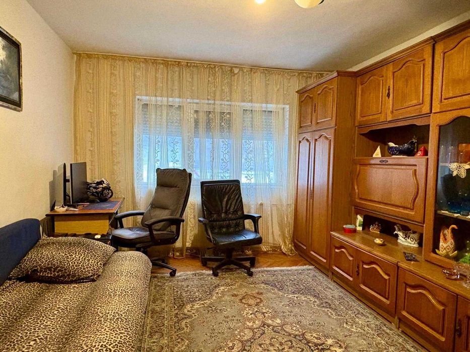 Apartament cu 4 dormitoare Sanmartin