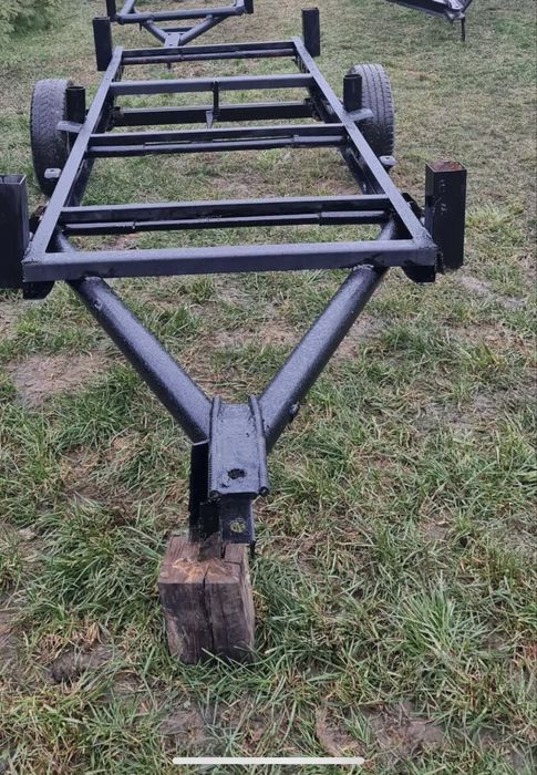 Vand carucior dupa tractor sau schimb cu diverse