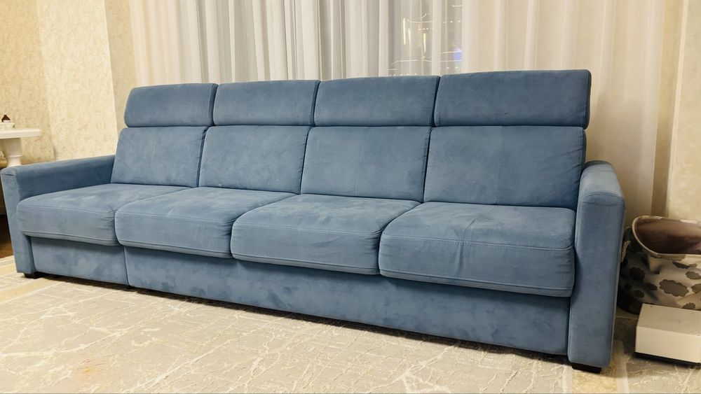 Продам диван  в хорошем состояние