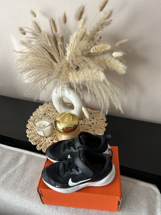 Nike Revolution 7  27 размер