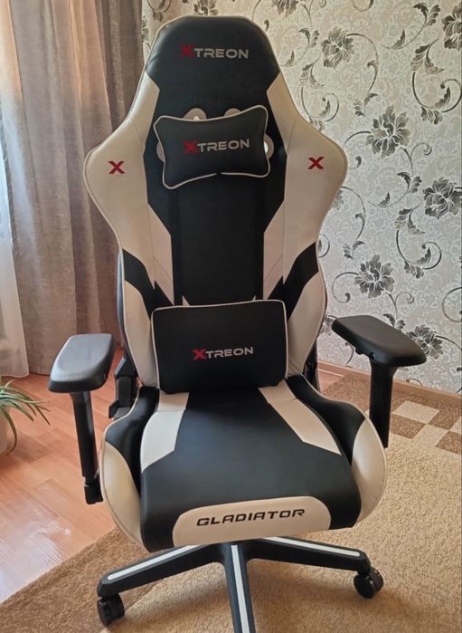 Игровое кресло новое