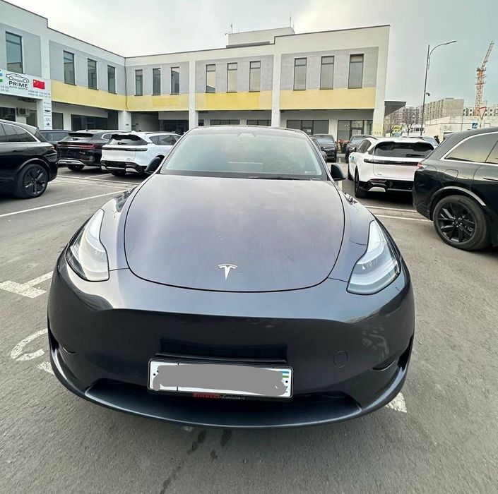 Teslo Model Y 2023 йил