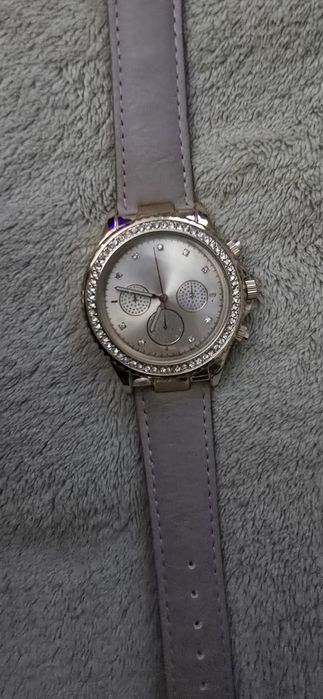 Наручные часы 4вида