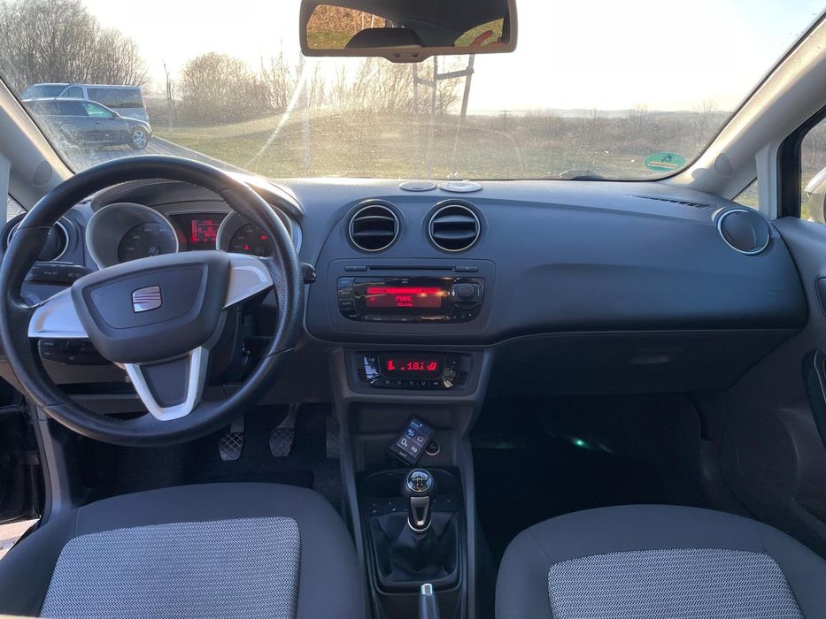 SEAT Ibiza 2009 -4 usi-incalzire scaune-Bluetooth Touch-180.000 km