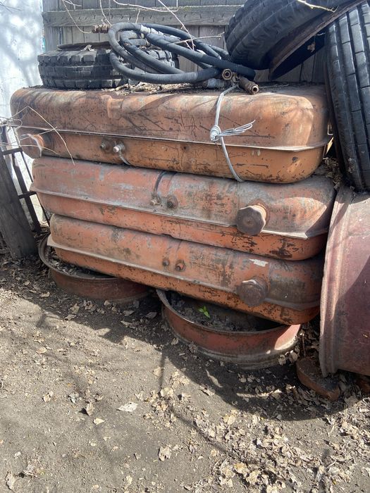 Продам Бак топливный, с комбайна