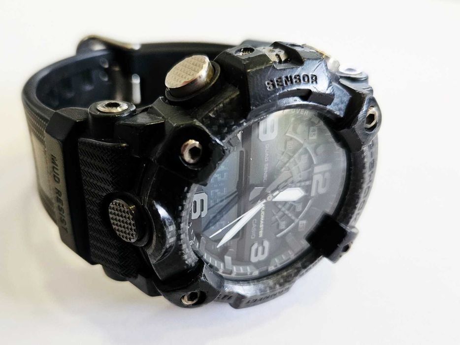 Часовник Casio G-SHOCK GG-B100  04911-25