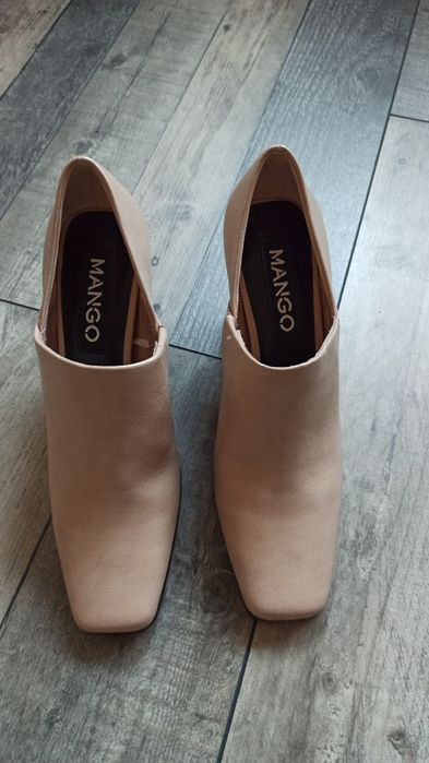 Pantofi Manga numărul 37