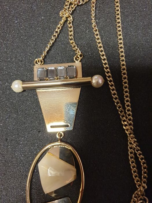 Украшение красивое,необычное